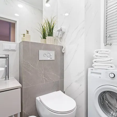 Urban Chic - Luxury For Up To 20 Guests In Mennica Residence, Center